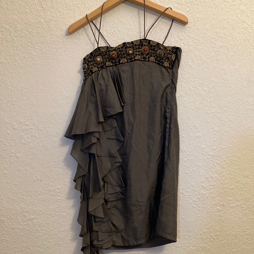 San & Soni gray silk mini dress w/ black velvet and beading. Sz 2